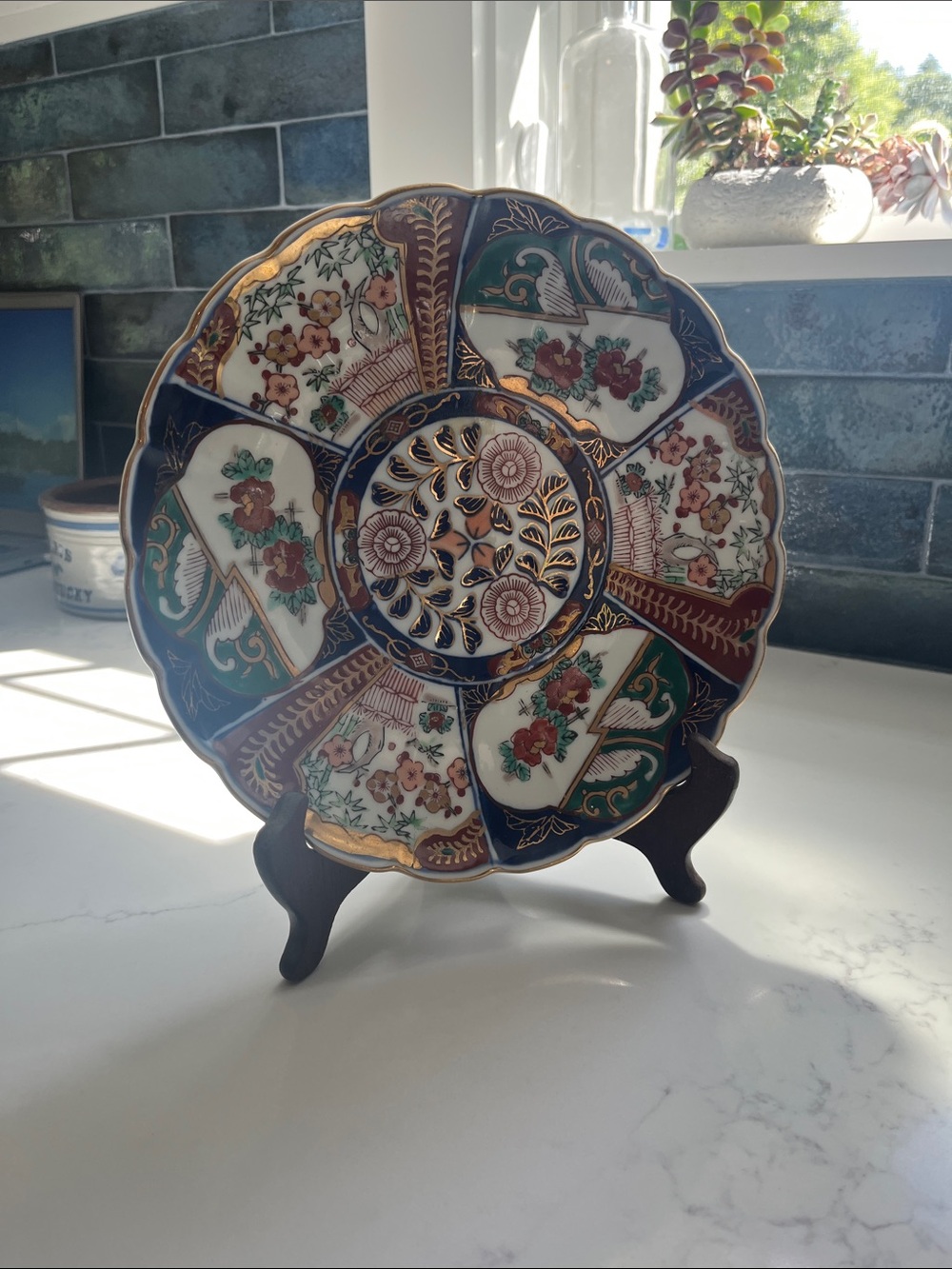 Japanese hand painted Imari plate